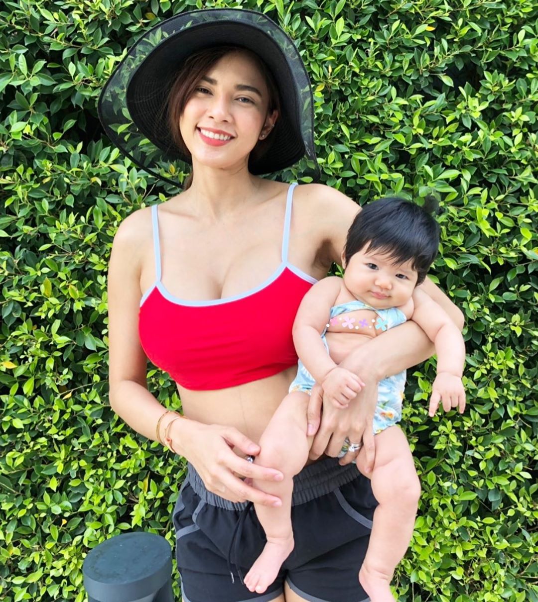 อุ้ม ลักขณา