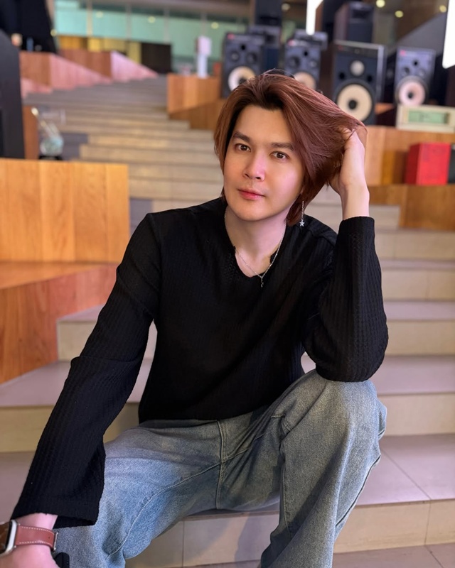 ภาพ วอย เกรียงไกร หวนคืนโซเชียล แฟนคลับชมหน้าเด็กเวอร์