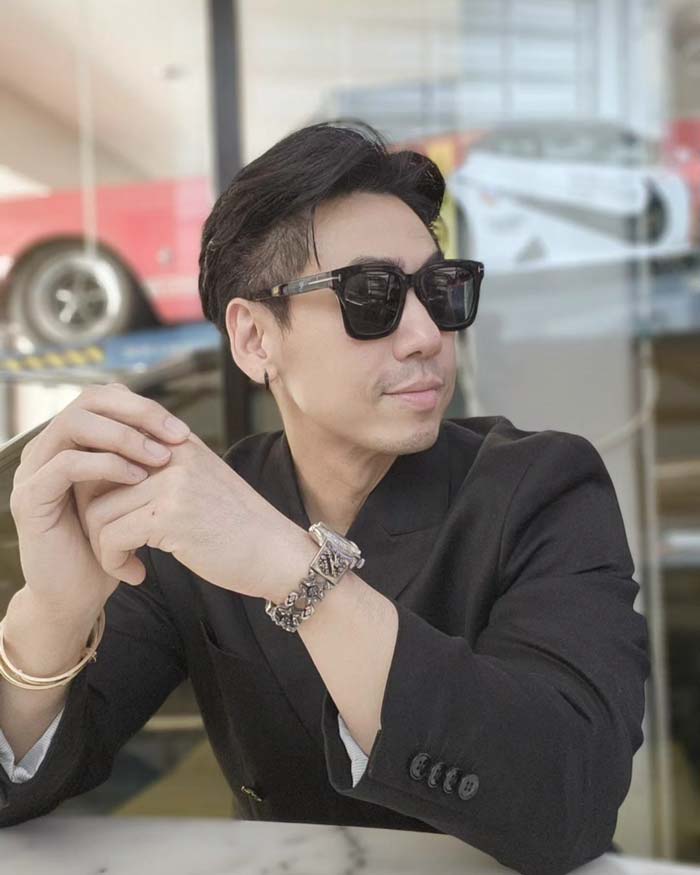 ดีเจเพชรจ้า