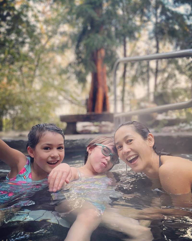 อุ้ม สิริยากร, ลูกดารา