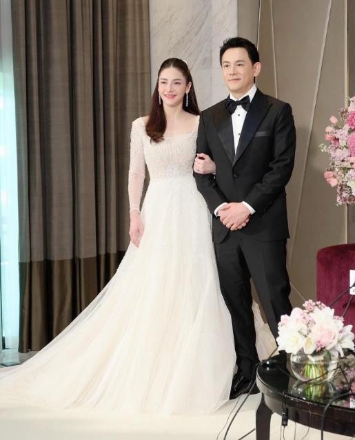 นาตาลี เจียรวนนท์ ชุดแต่งงาน