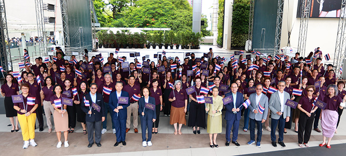 สยามพิวรรธน์ มอบเงินสนับสนุนพนักงานที่ร่วมแข่งพาราลิมปิกเกมส์ 