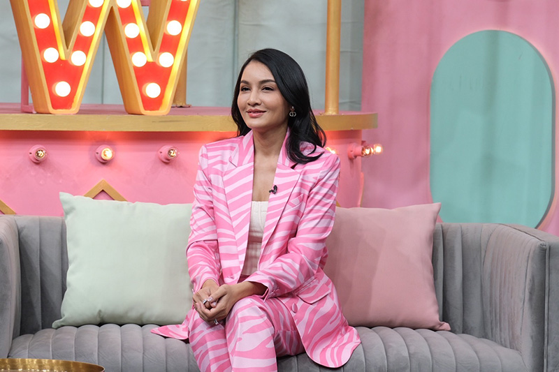 ครูก้อย