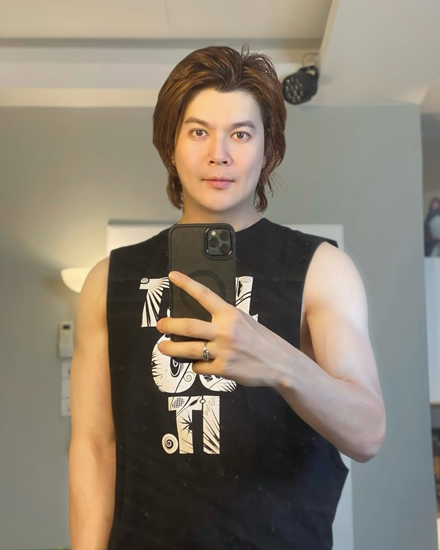 ภาพ วอย เกรียงไกร หวนคืนโซเชียล แฟนคลับชมหน้าเด็กเวอร์