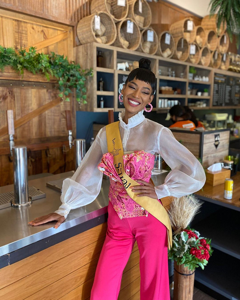 น้ำ พัชรพร