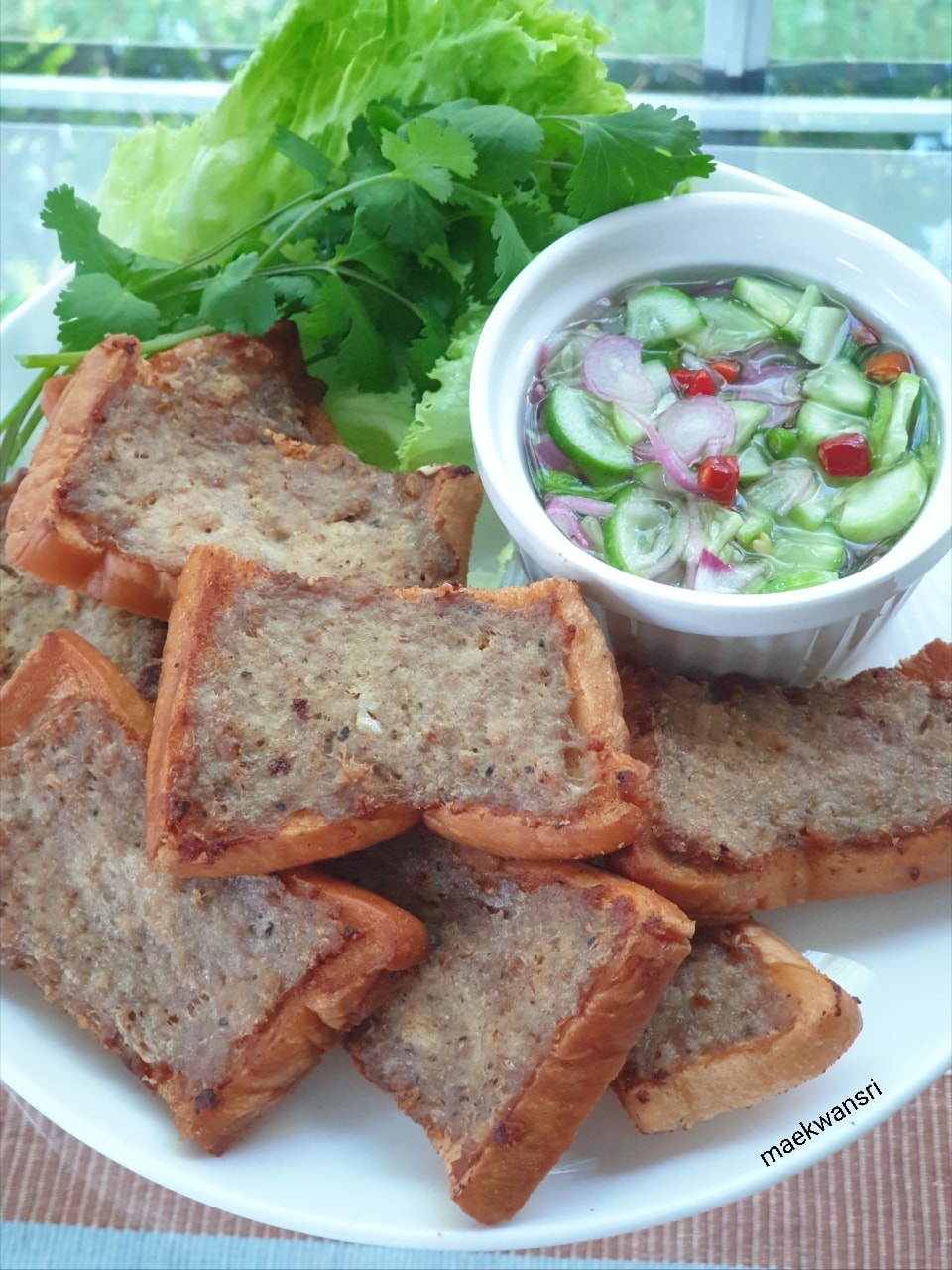 ขนมปังหน้าหมู