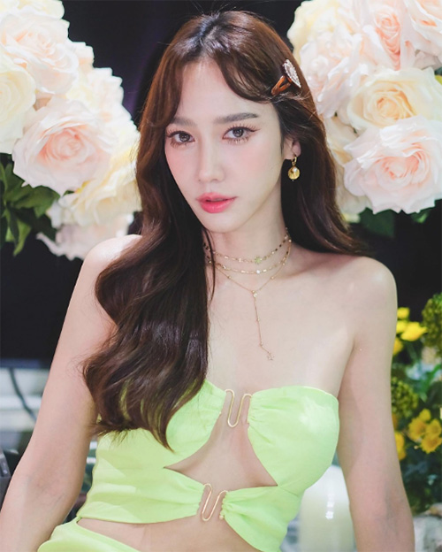 ทรงผมไปงานแต่ง