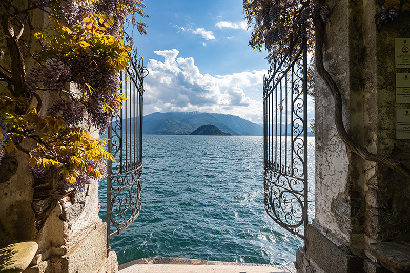 The Gates of Heaven ทะเลสาบโคโม่