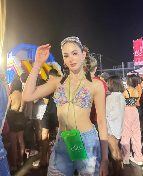 แอนนา เสืองามเอี่ยม วันเกิด เอแคลร์ จือปาก