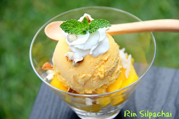 ไอศกรีมมะม่วง รวมสูตรไอศกรีมมะม่วง ของหวานหน้าร้อน ไอศกรีมโฮมเมด สูตรขนม