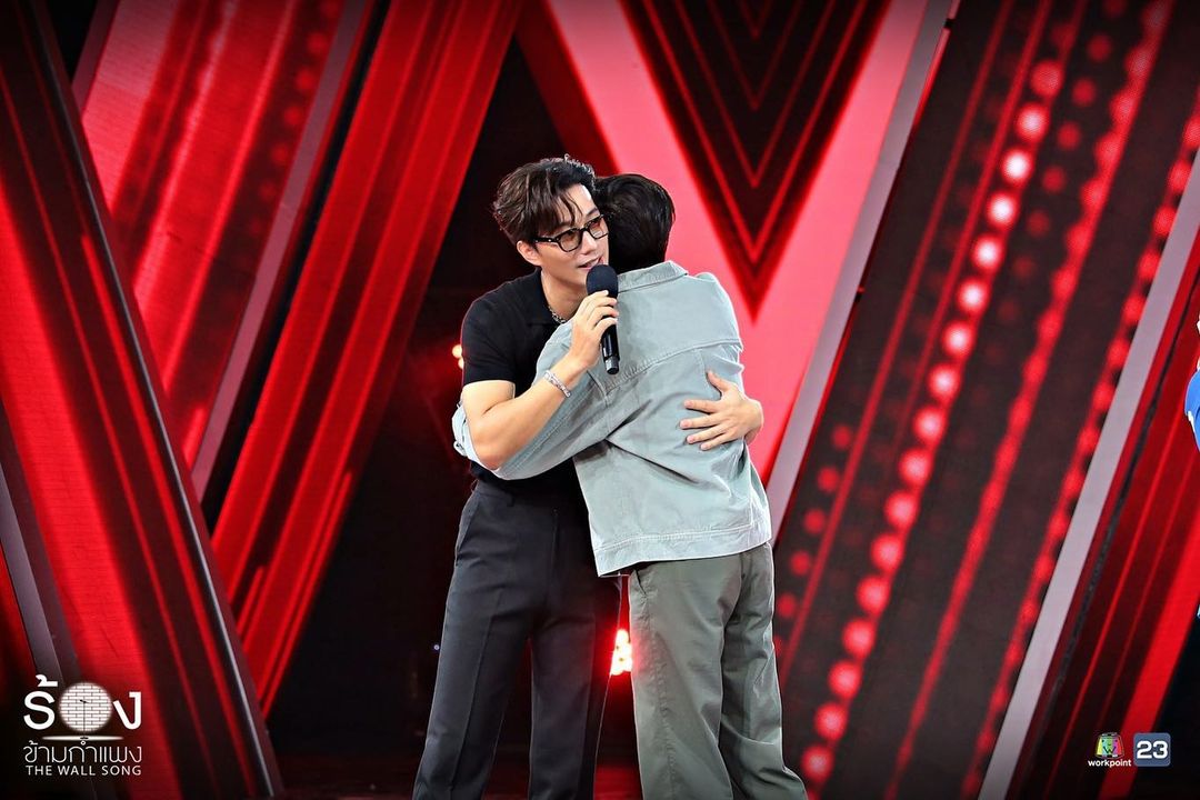 The Wall Song ร้องข้ามกำแพง