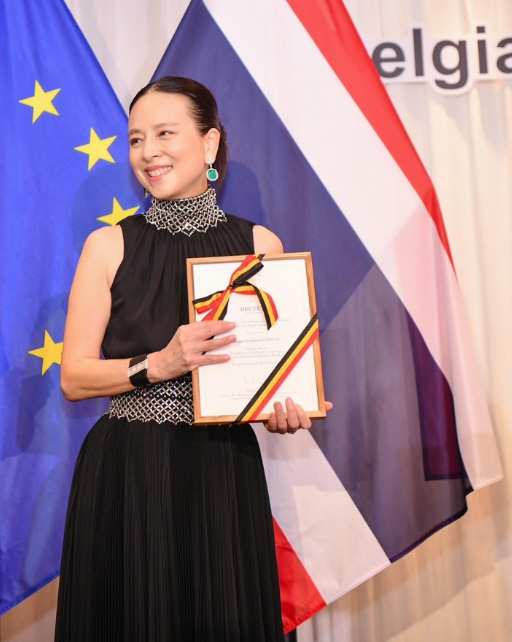 มาดามแป้ง นวลพรรณ ประวัติ