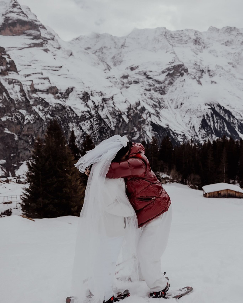 กระติ๊บ ชวัลกร พร้อมแต่ง