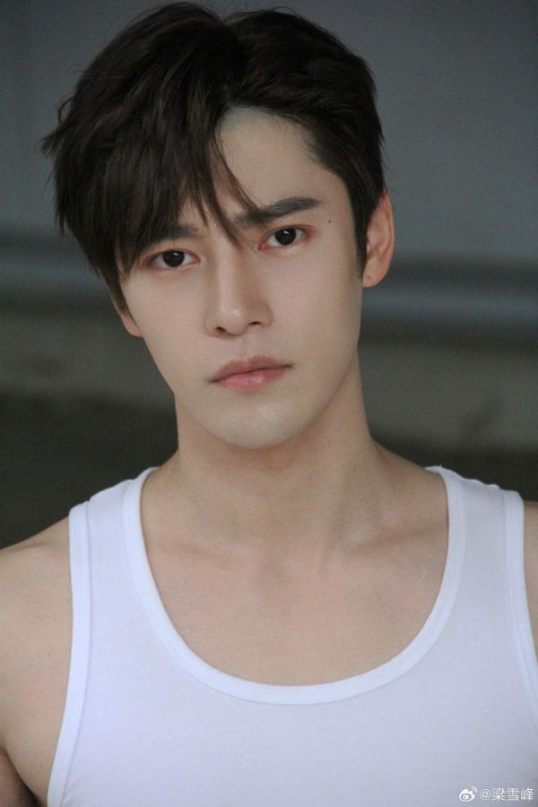 เหลียงเสวี่ยเฟิง liang xue feng