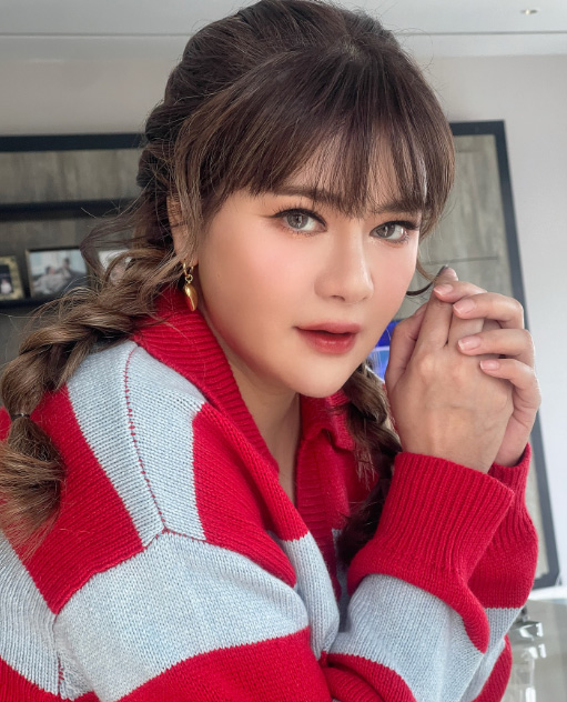 ส่องภาพก่อน-หลังศัลยกรรม โอ๋ ภัคจีรา ในวัย 48 ปี สวยเป๊ะกระชากวัย