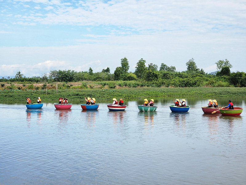 พายเรือกระด้งชมยอยักษ์ คลองท่าสำเภาพัทลุง
