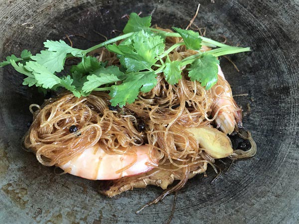 กุ้งอบวุ้นเส้น