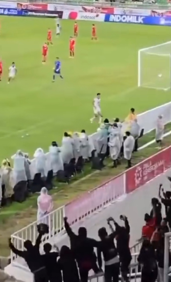 นักฟุตบอล