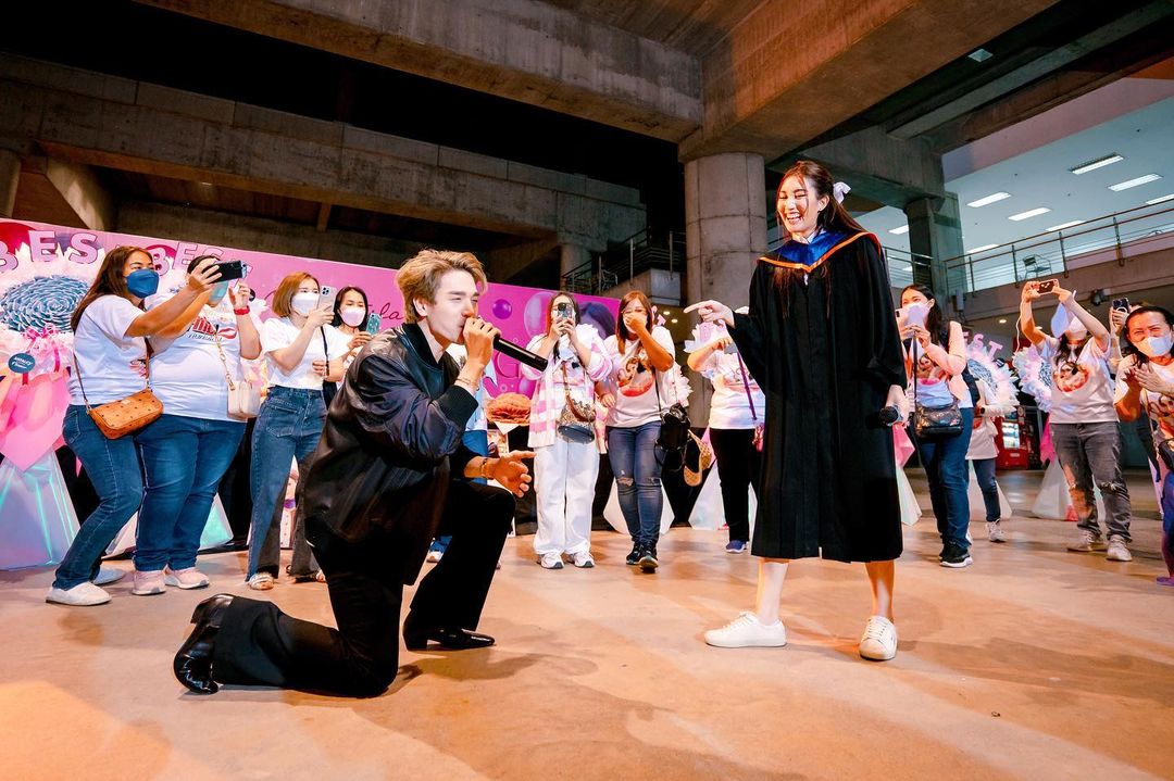  ตงตง กฤษกร, เบส รักษ์วนีย์