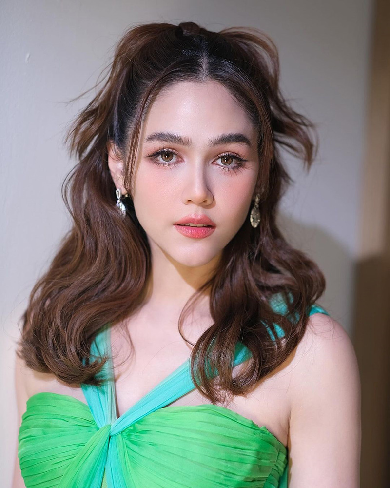 ชมพู่ อารยา 