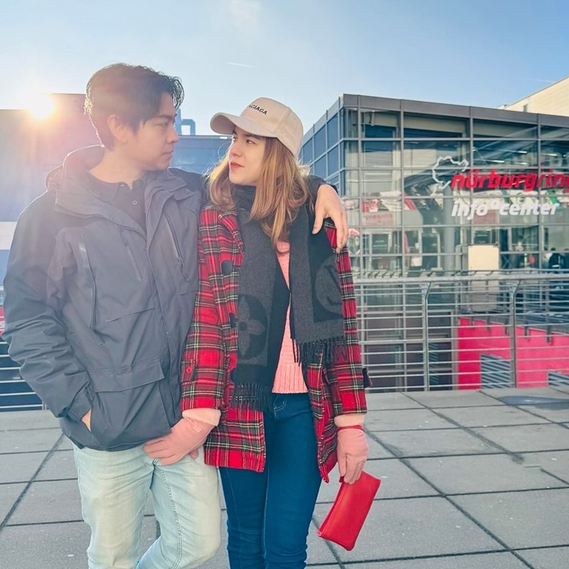 บอล วิทวัส ฉลองรัก แนนนี่ ครบ 12 ปี