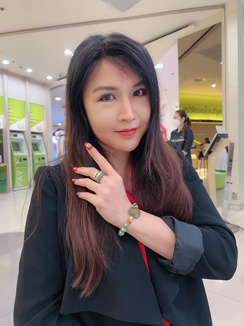 ล้วงประวัติ เพชรพันปี เจ้าของร้านเพชรดัง ดีกรีไม่ธรรมดา