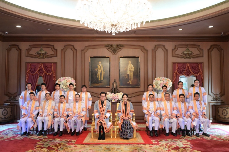 กษัตริย์จิกมี - พระราชินีเจตซุน