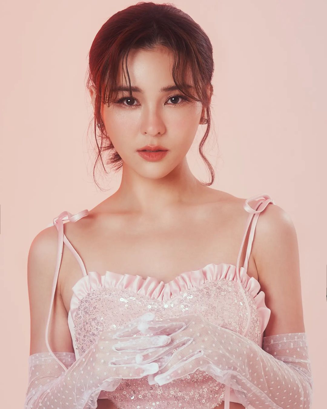 ออม สุชาร์