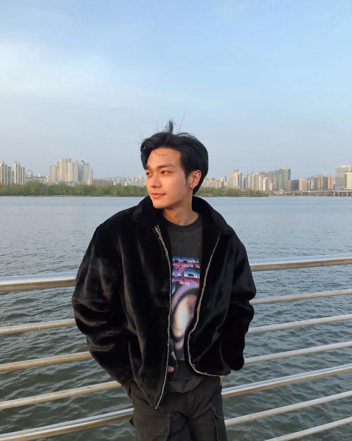 โอบ โอบนิธิ