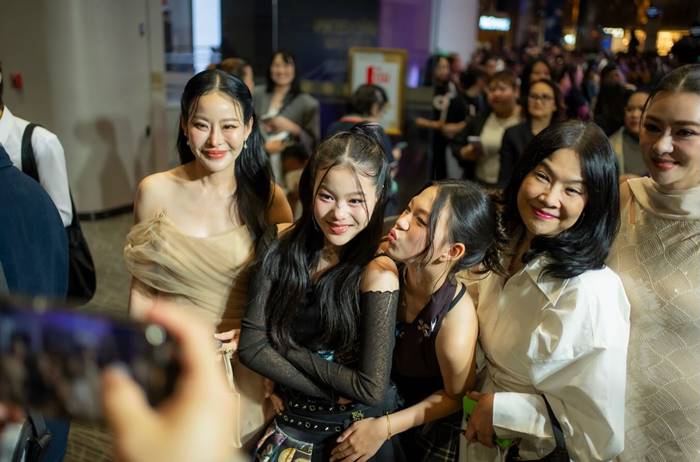  ณิริน - แสนดี เซ็นสัญญา LOVEiS