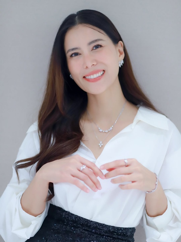 เชอรี่ เข็มอัปสร