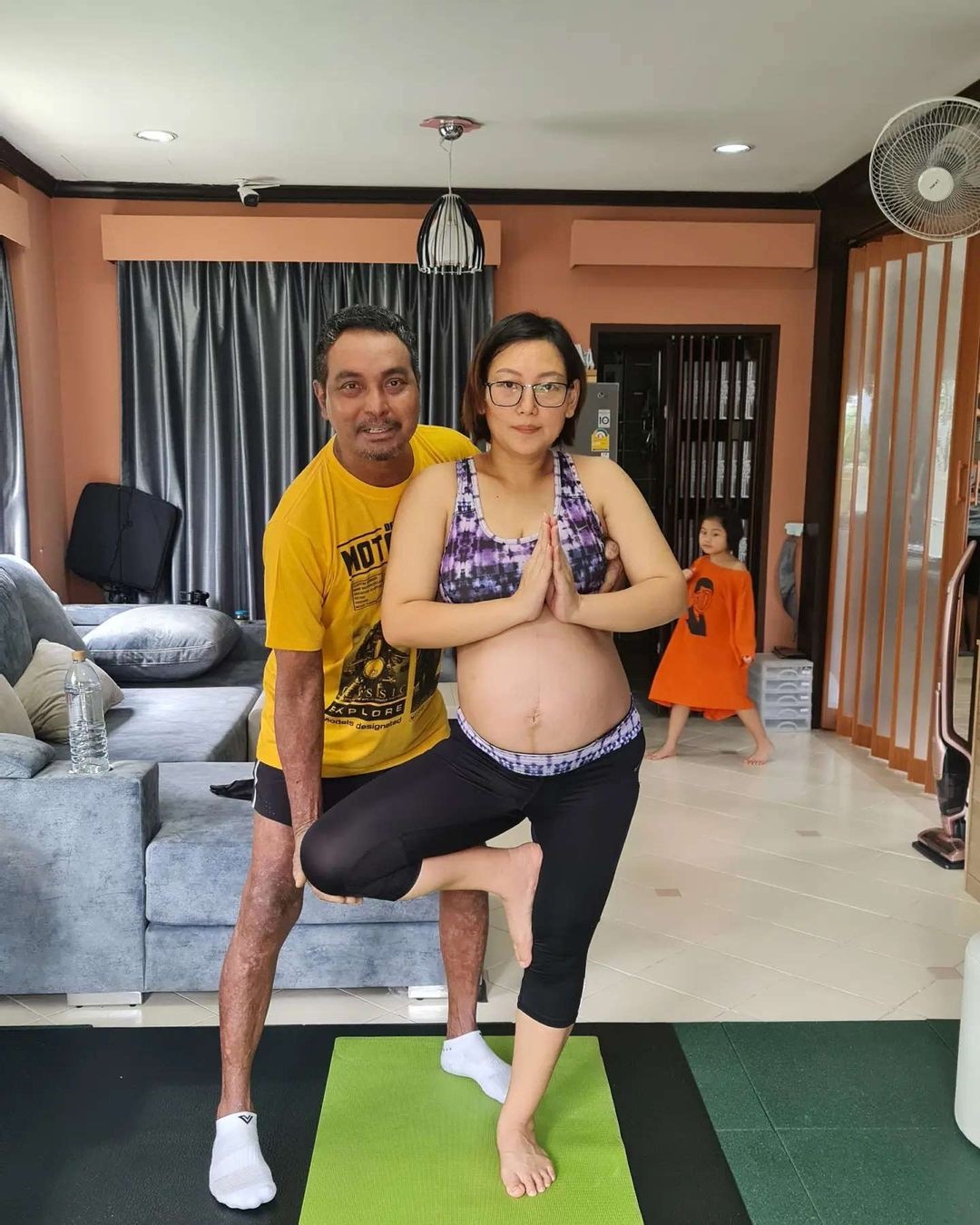 วินัย ไกรบุตร