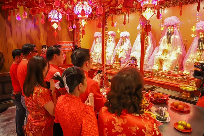 กุ้งพลอย ลงการเมือง 