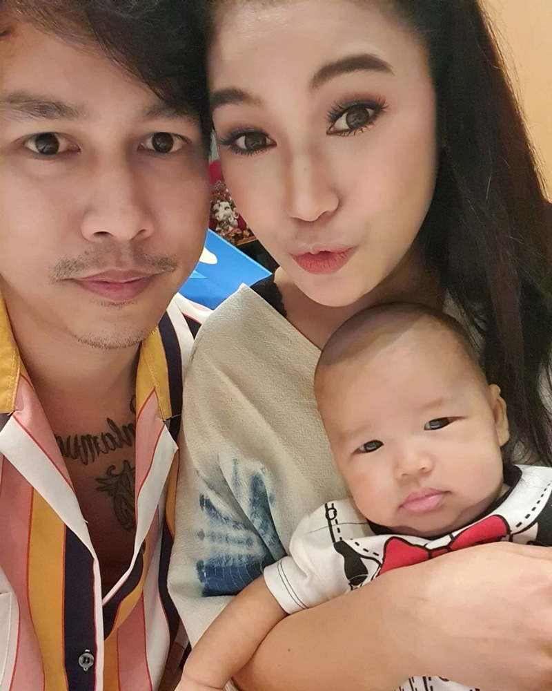 ชมพู่ ก่อนบ่าย