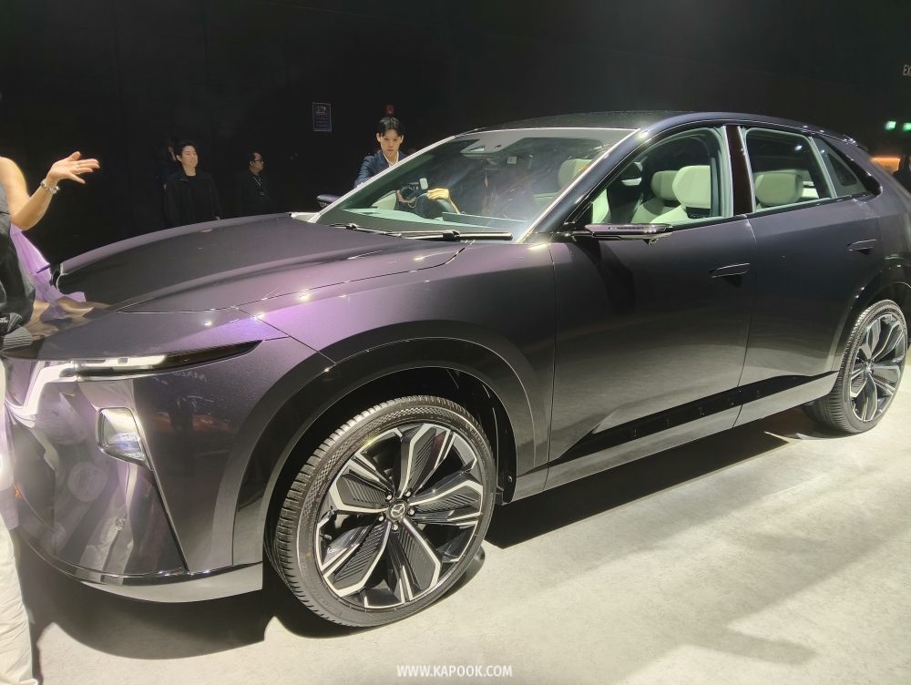 Mazda CX-6e