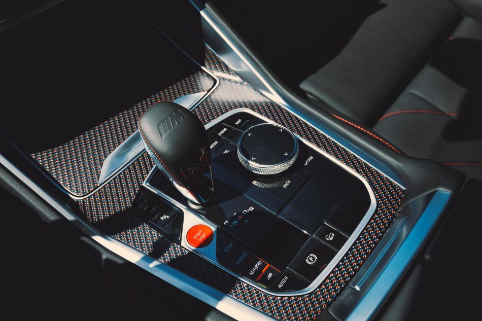 bmw xm label red