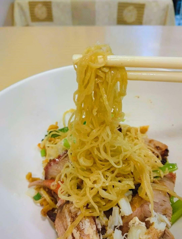 ร้านอาหาร สี่พระยา