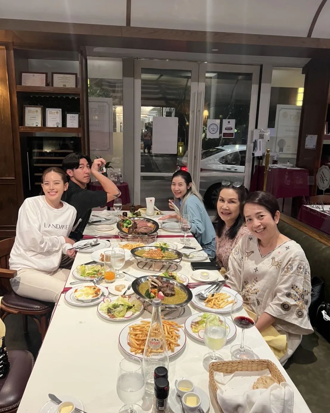 โตโน่ - ณิชา