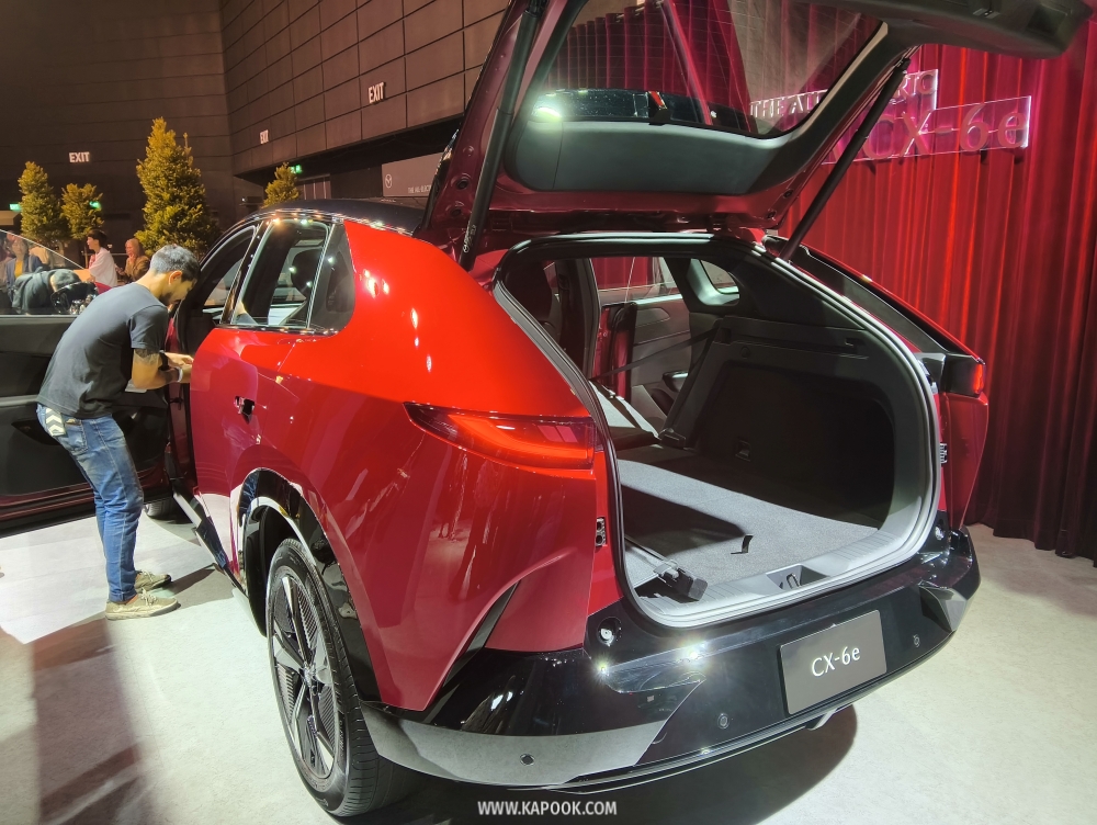 Mazda CX-6e