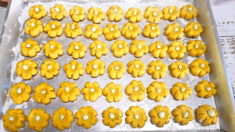 บัวลอย