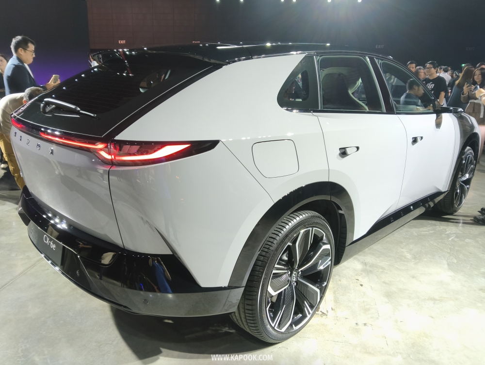 Mazda CX-6e