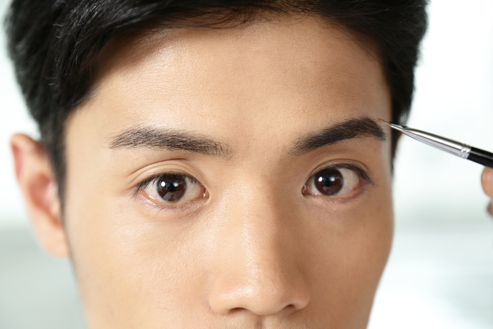 แต่งหน้าผู้ชาย