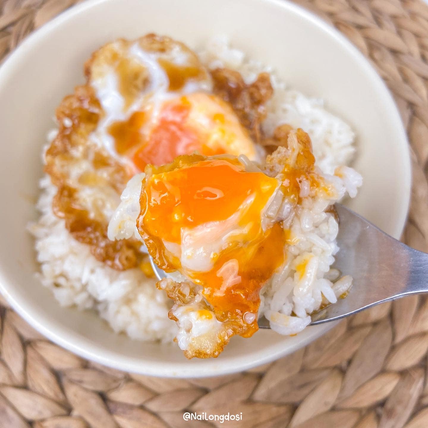 ไข่ดาวน้ำปลาหวาน