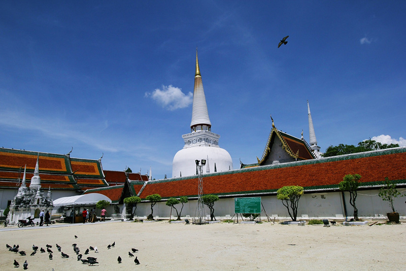 ไหว้พระธาตุ
