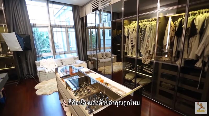 บ้าน เนย โชติกา