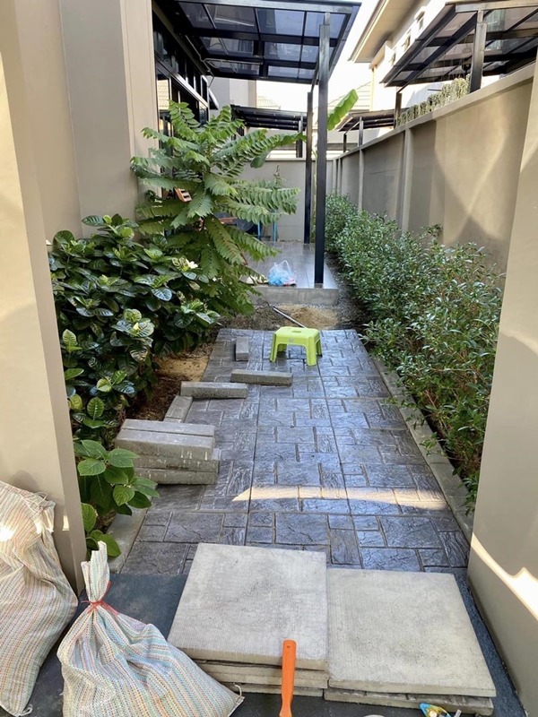 จัดสวนข้างบ้าน
