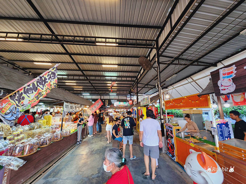 ตลาดปลาบางแสน
