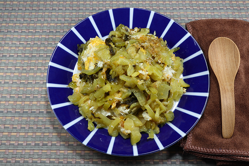 ผักกาดดองผัดไข่