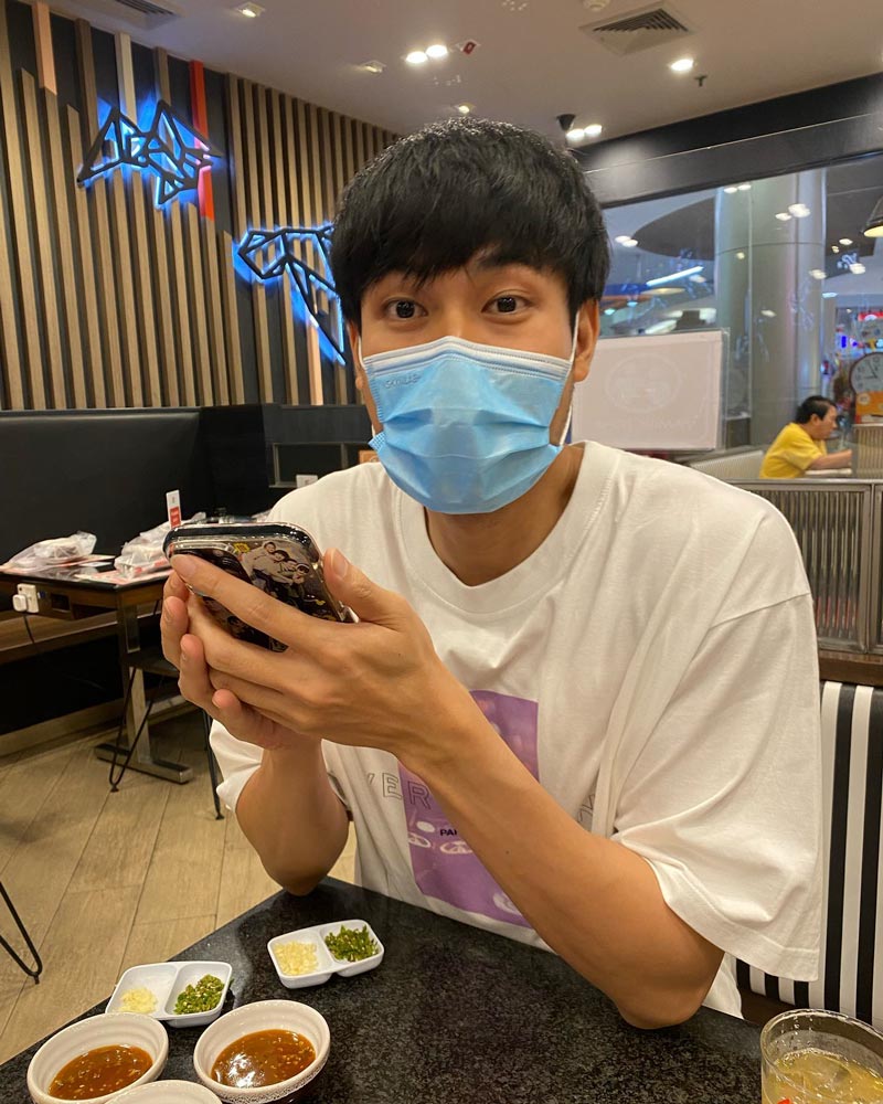 หน่อง ธนา