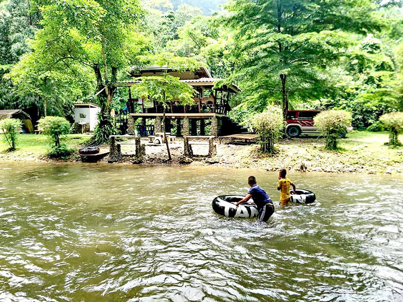 ลานกางเต็นท์ จ.นครนายก